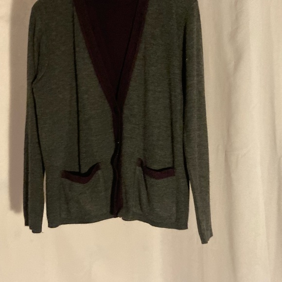 Kathi lee medium sweater gray sweater over built in top - Picture 4 of 11